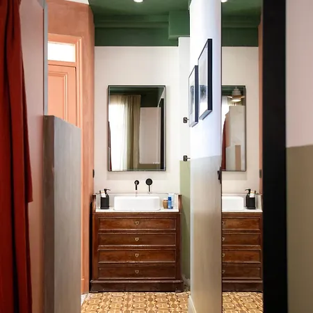 Bright 1920s - 2 Mins To & Station Apartman *