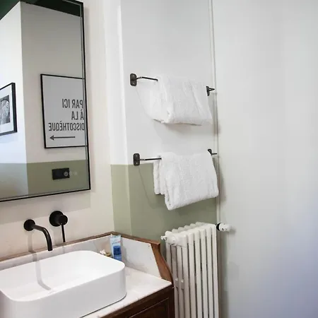Bright 1920s - 2 Mins To & Station Apartman Antibes